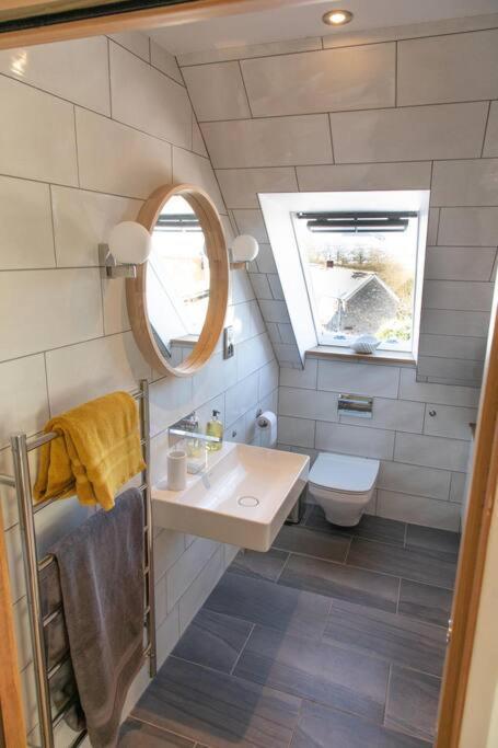 The Roost - A Bird'S Eye View In The Countryside Apartman Cullompton Kültér fotó